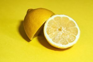 Los limoneros muestran una menor respuesta que los naranjos al patógeno del HLB