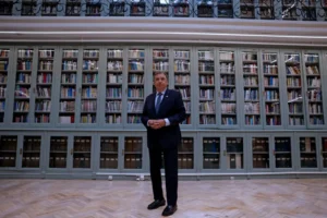 España: Planas considera «un inmenso error» proponer cerrar las fronteras en agroalimentación